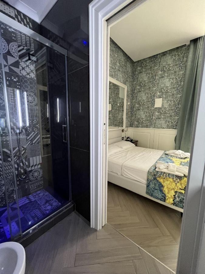 Relais Piazza Vittoria Bed & Breakfast Napoli Eksteriør bilde